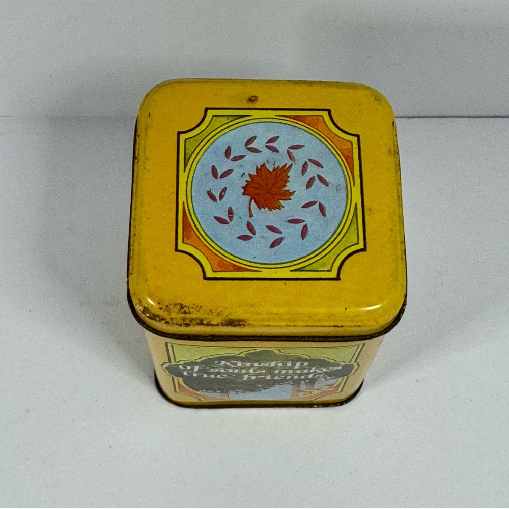 Vintage Unicorn Friends Yellow Candle Holder - Picture 5 of 9
